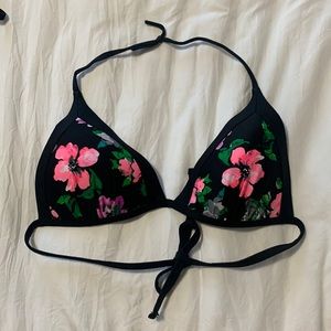 Cute push up bikini top!